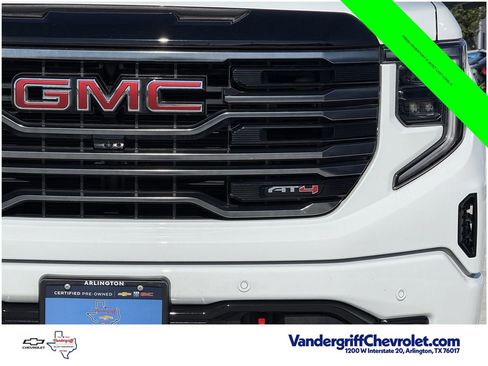 Used 2025 GMC Sierra 1500 AT4 AWD/4WD image 8