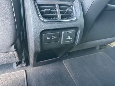 Used 2019 Chevrolet Blazer Premier w/ Sun and Wheels Package AWD/4WD image 8
