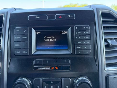 Used 2016 Ford F150 XLT RWD image 19