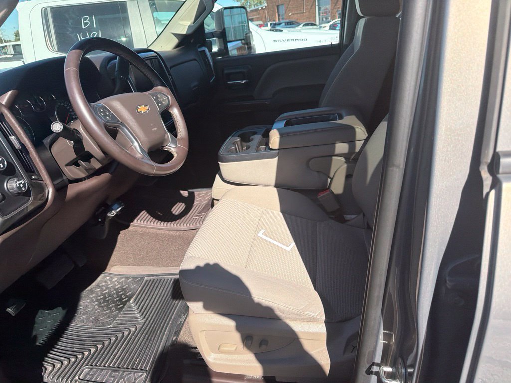 Used 2017 Chevrolet Silverado 2500 LT w/ LT Fleet Convenience Package AWD/4WD image 10