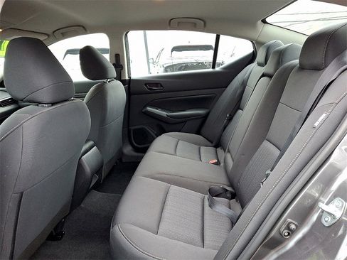 Used 2023 Nissan Altima 2.5 S image 11