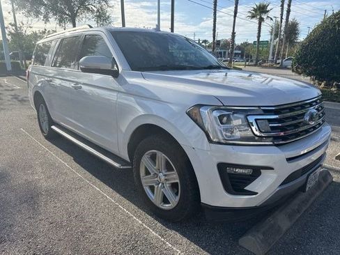 Used 2018 Ford Expedition Max XLT w/ Equipment Group 202A image 4