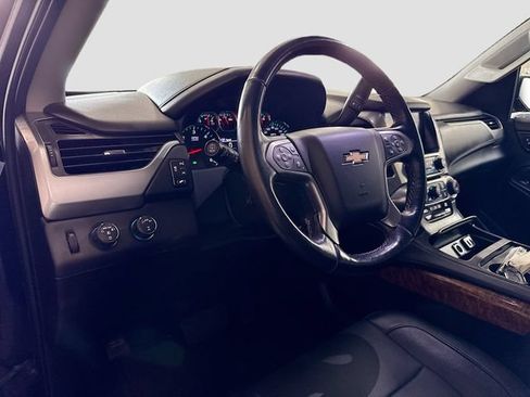 Used 2018 Chevrolet Tahoe Premier AWD/4WD image 10