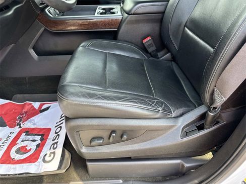 Used 2017 GMC Sierra 1500 SLT w/ Texas SLT Premium Package image 10