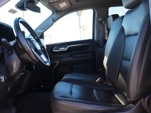 Used 2024 GMC Sierra 1500 SLT image 11