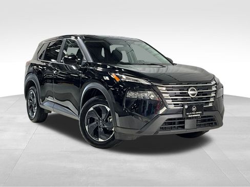 Used 2024 Nissan Rogue SV image 1