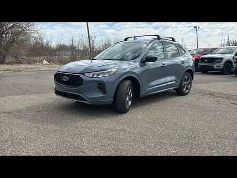 Certified 2023 Ford Escape ST-Line w/ Tech Pack #1 AWD/4WD image 7