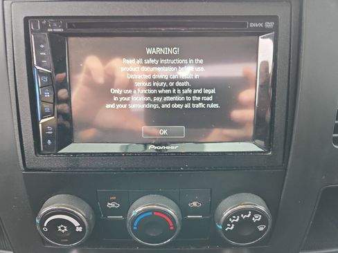 Used 2011 Chevrolet Silverado 1500 W/T RWD image 6