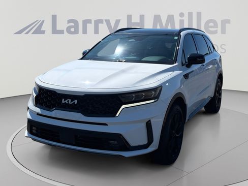 Used 2023 Kia Sorento SX AWD/4WD image 1