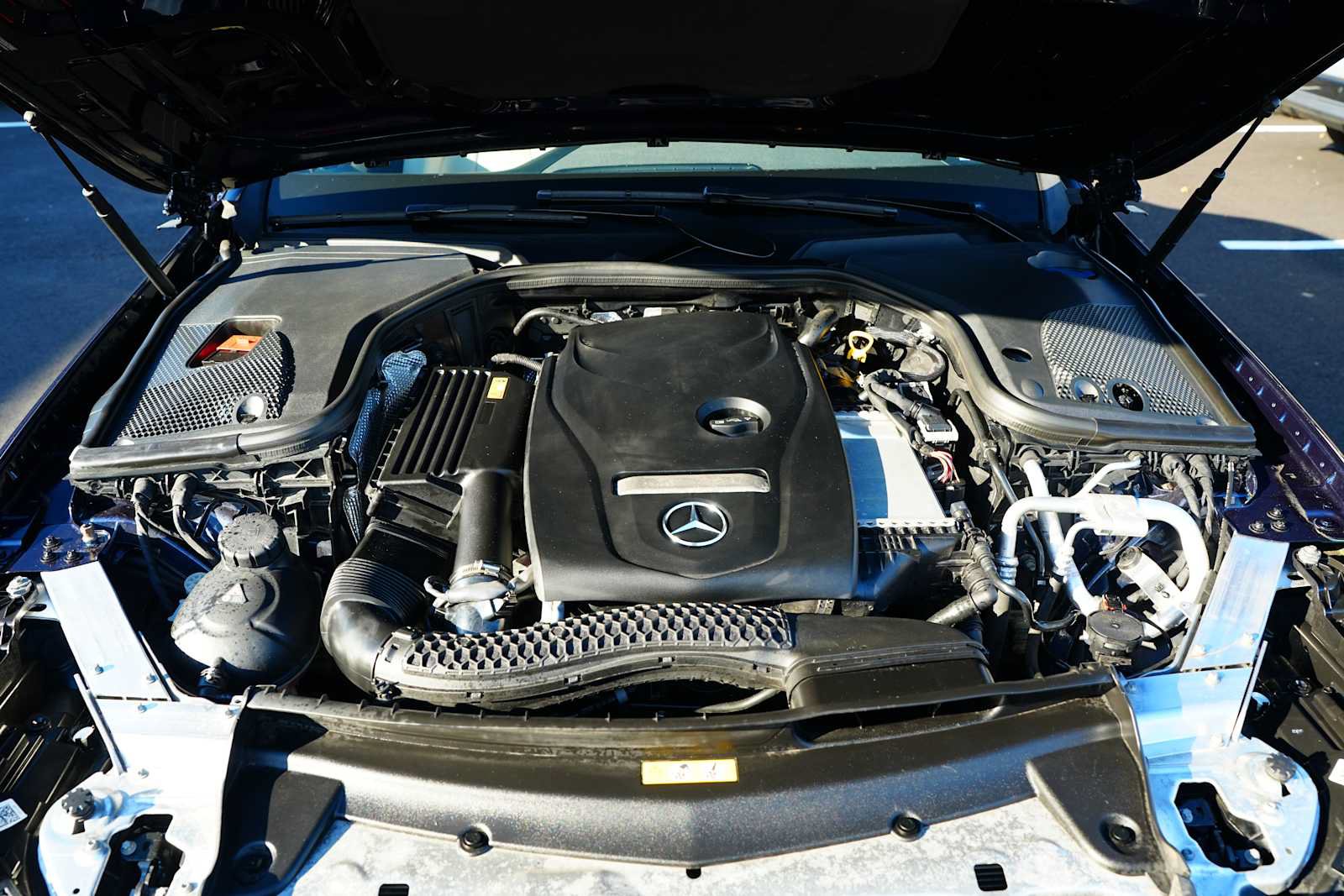 Used 2017 Mercedes-Benz E 300 4MATIC image 37
