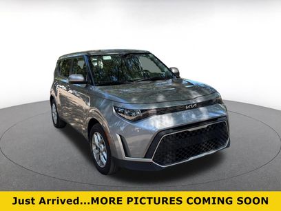 Used 2025 Kia Soul LX w/ LX Technology Package