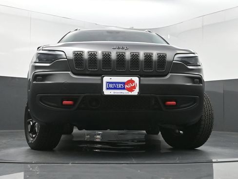 Used 2022 Jeep Cherokee Trailhawk w/ Premium Leather Package AWD/4WD image 25