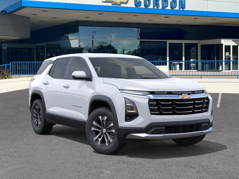 New 2026 Chevrolet Equinox LT w/ Convenience Package II image 7