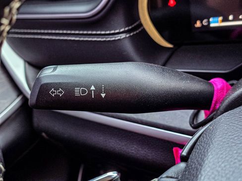 Used 2022 Jeep Grand Cherokee Limited image 21