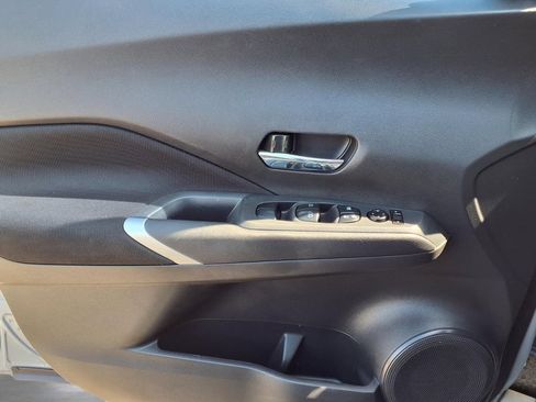 Used 2024 Nissan Kicks SV FWD image 19