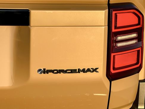 Used 2025 Toyota Land Cruiser image 26