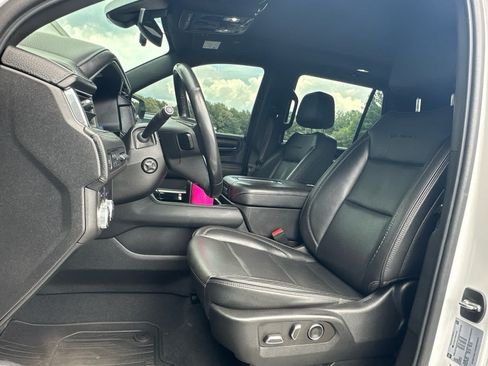 Used 2021 GMC Yukon Denali AWD/4WD image 8