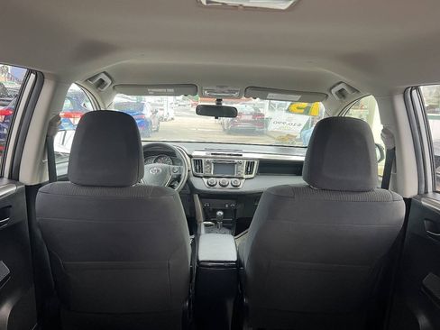 Used 2015 Toyota RAV4 LE AWD/4WD image 7