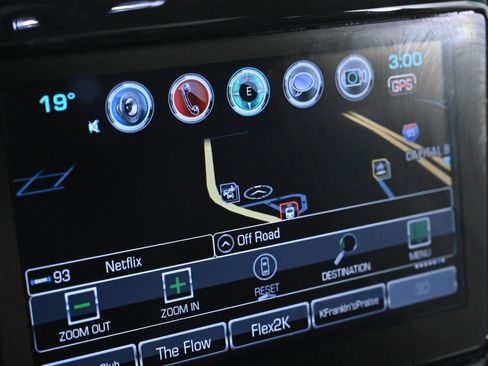 Used 2018 Chevrolet Traverse Premier image 16