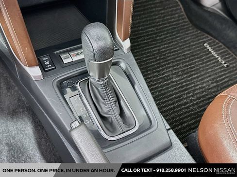 Used 2018 Subaru Forester 2.5i Touring w/ Popular Package #3B AWD/4WD image 17
