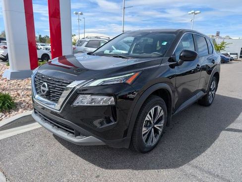 Certified 2023 Nissan Rogue SV AWD/4WD image 2