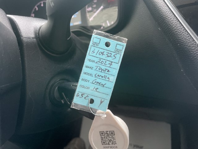Used 2024 Toyota Corolla LE FWD image 18