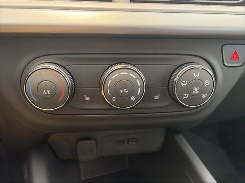 New 2026 Chevrolet Trax LS w/ LS Convenience Package image 18