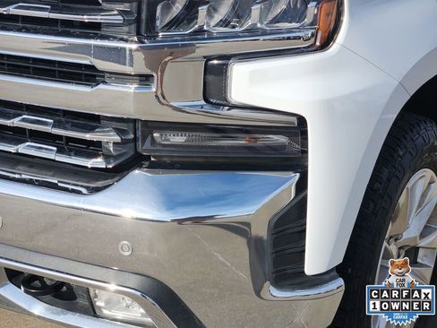 Used 2019 Chevrolet Silverado 1500 LTZ w/ LTZ Premium Package image 13