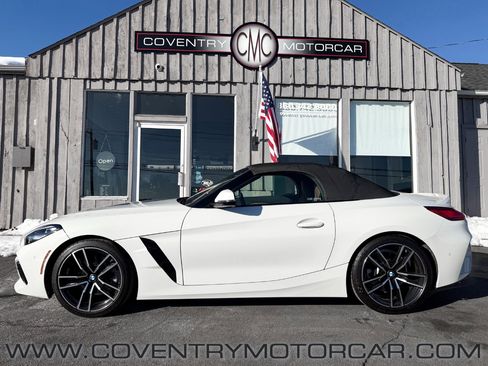 Used 2023 BMW Z4 sDrive30i w/ Premium Package image 2