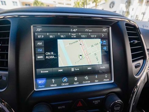 Used 2018 Jeep Grand Cherokee Trackhawk AWD/4WD image 63