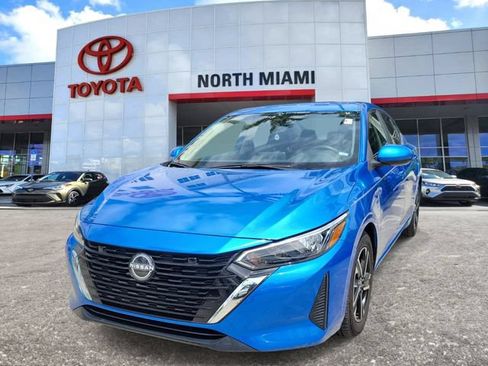 Used 2024 Nissan Sentra SV FWD image 2