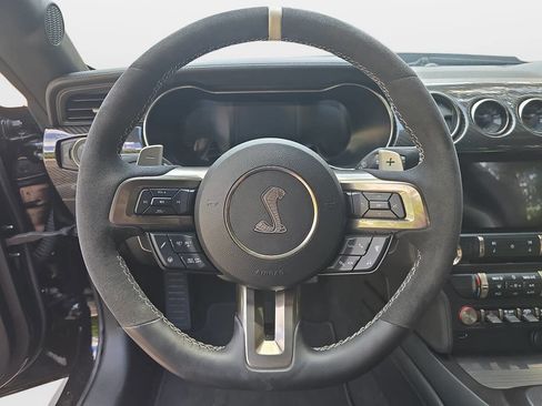 Used 2020 Ford Mustang Shelby GT500 w/ Technology Package RWD image 17