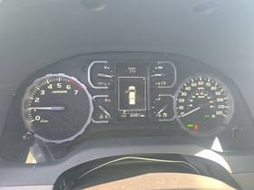 Used 2020 Toyota Tundra SR5 w/ TRD Off-Road Package AWD/4WD image 11