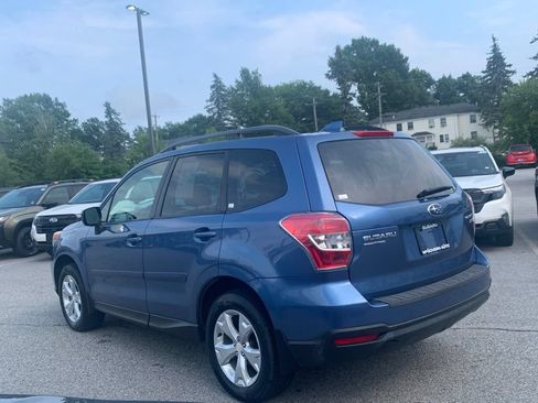 Used 2016 Subaru Forester 2.5i Premium w/ All-Weather Package AWD/4WD image 4