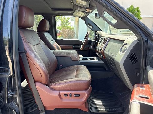 Used 2011 Ford F250 King Ranch w/ FX4 Off Road Pkg AWD/4WD image 6