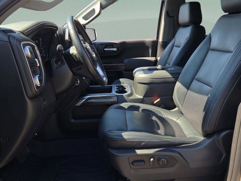 Used 2022 GMC Sierra 1500 Elevation w/ LPO, Elevation Black Package image 14