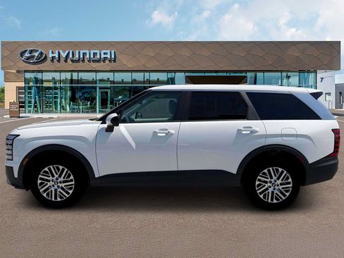 New 2026 Hyundai Palisade SE FWD image 3