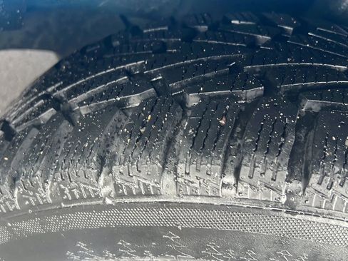 Used 2011 Nissan Leaf SL image 31