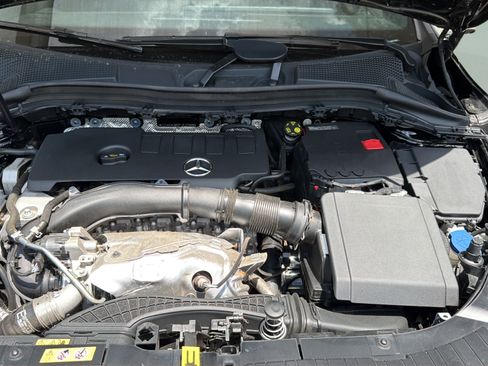 Used 2023 Mercedes-Benz GLA 250 w/ Premium Package image 26