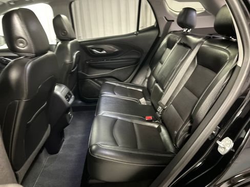 Used 2022 GMC Terrain SLT w/ Infotainment Package II image 24
