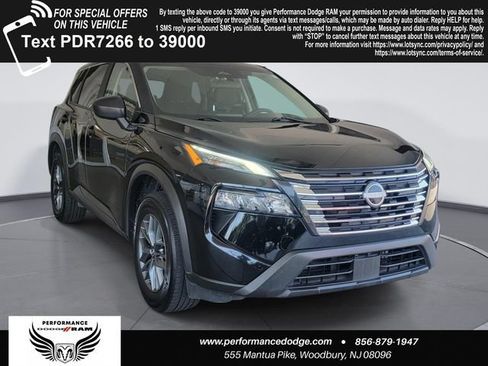 Used 2024 Nissan Rogue S FWD image 1