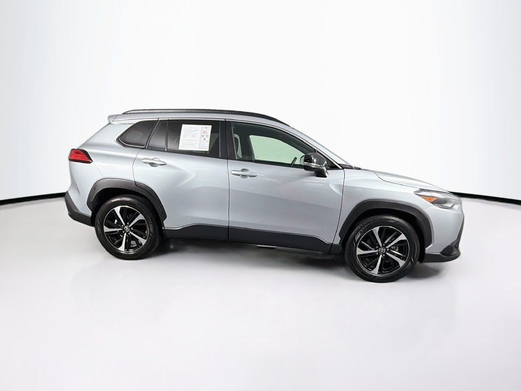 Used 2025 Toyota Corolla Cross AWD Hybrid image 11