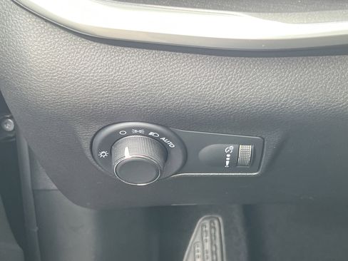 Used 2023 Jeep Compass Sport AWD/4WD image 33