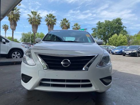 Used 2019 Nissan Versa SV FWD image 20