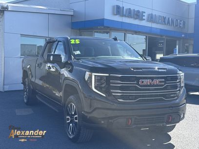 Used 2025 GMC Sierra 1500 AT4 w/ AT4 Premium Package