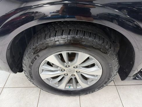 Used 2017 INFINITI QX80 4WD w/ Driver Assistance Package image 37