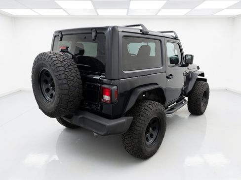 Used 2023 Jeep Wrangler Sport AWD/4WD image 4