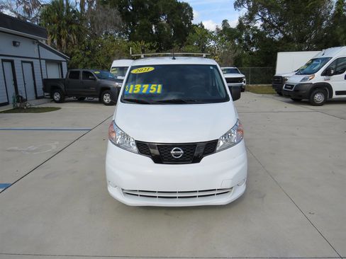 Used 2021 Nissan NV200 S image 2