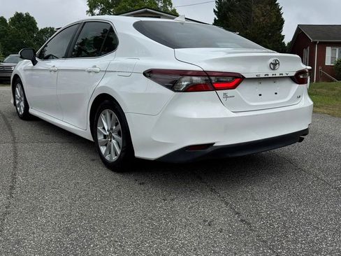 Used 2022 Toyota Camry LE FWD image 7