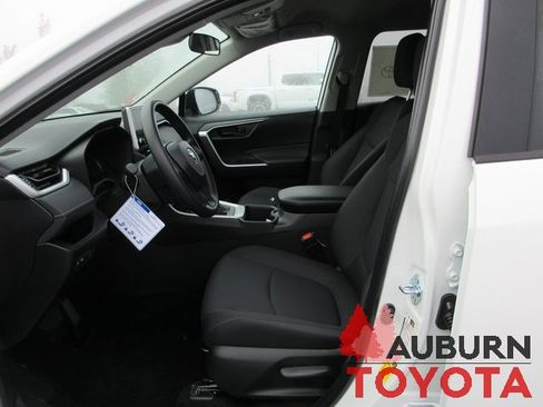 New 2025 Toyota RAV4 LE image 7